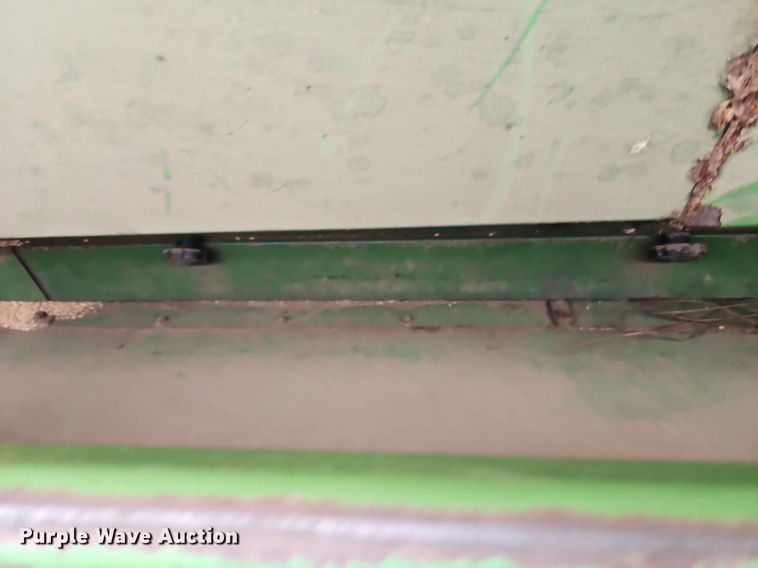 image for item EI3931 John Deere  8250 grain drill