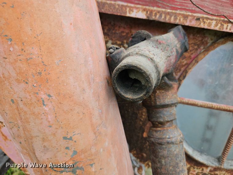 image for item EI3932 Grain cart