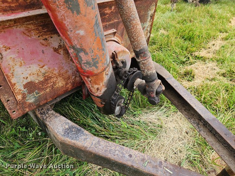 image for item EI3932 Grain cart
