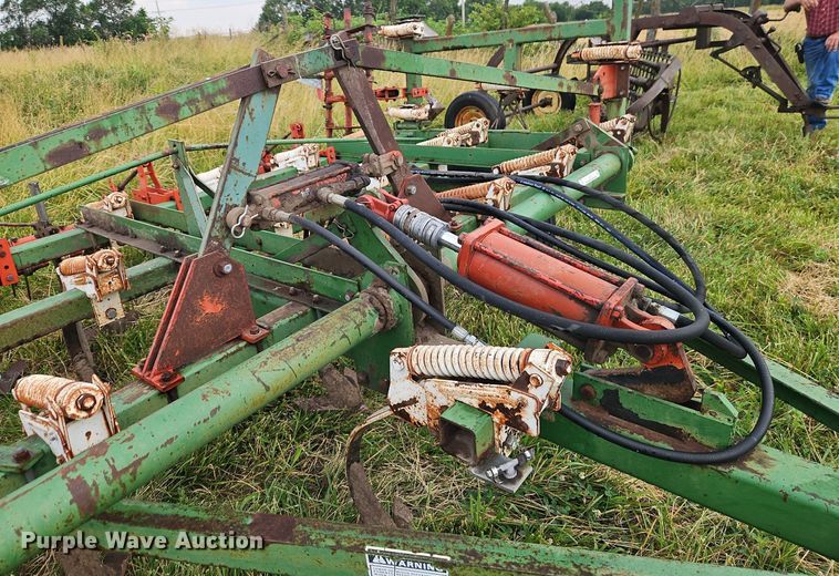 image for item EI3933 Glencoe 300 field cultivator