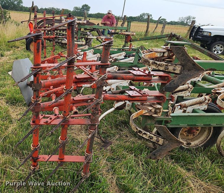 image for item EI3933 Glencoe 300 field cultivator