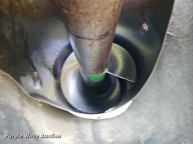 image for item EI3936 1977 John Deere  4400 combine