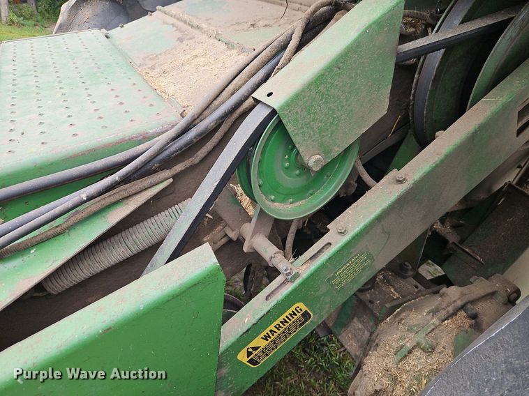 image for item EI3936 1977 John Deere  4400 combine