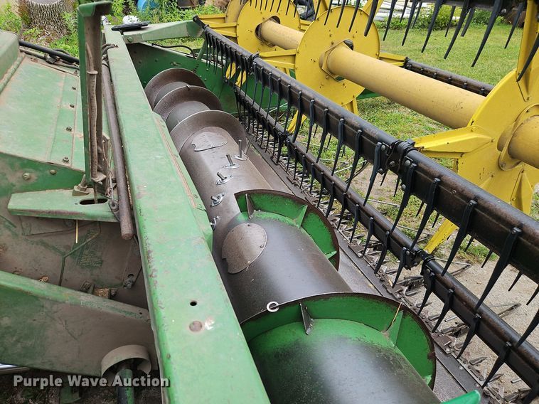 image for item EI3936 1977 John Deere  4400 combine