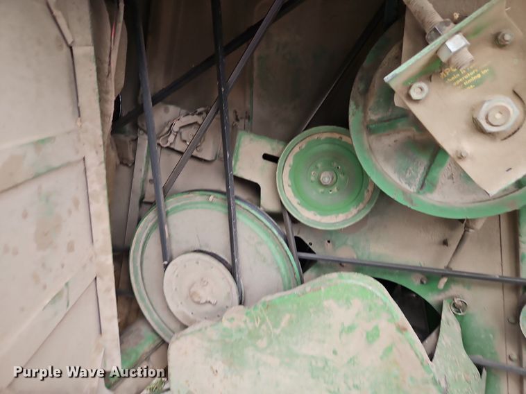 image for item EI3936 1977 John Deere  4400 combine