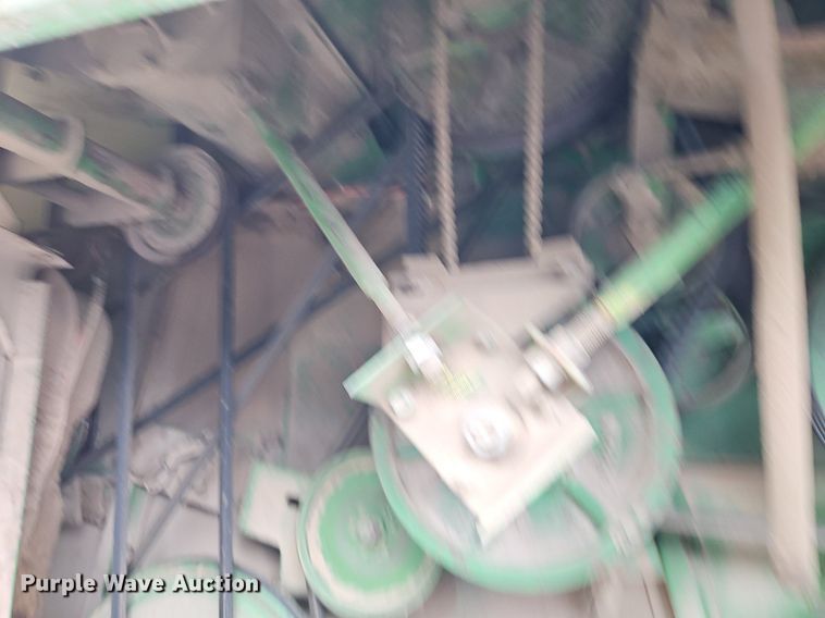 image for item EI3936 1977 John Deere  4400 combine