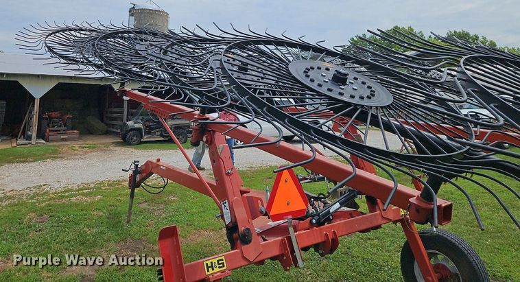 image for item EI3938 H&S AR1261 hay rake