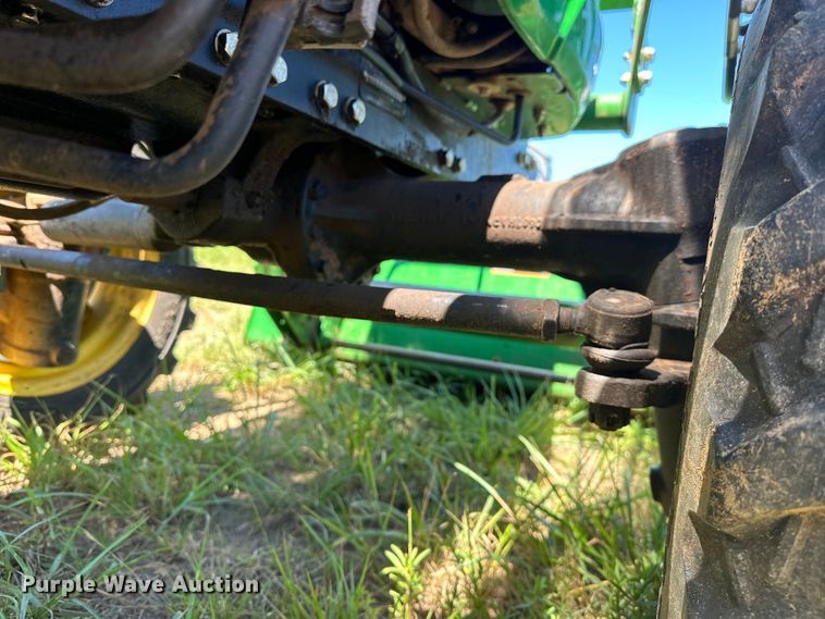 image for item EJ4390 2016 John Deere  3032E MFWD tractor