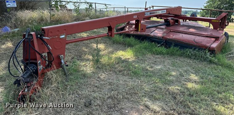 image for item EJ4399 Hesston 1345T swather / windrower
