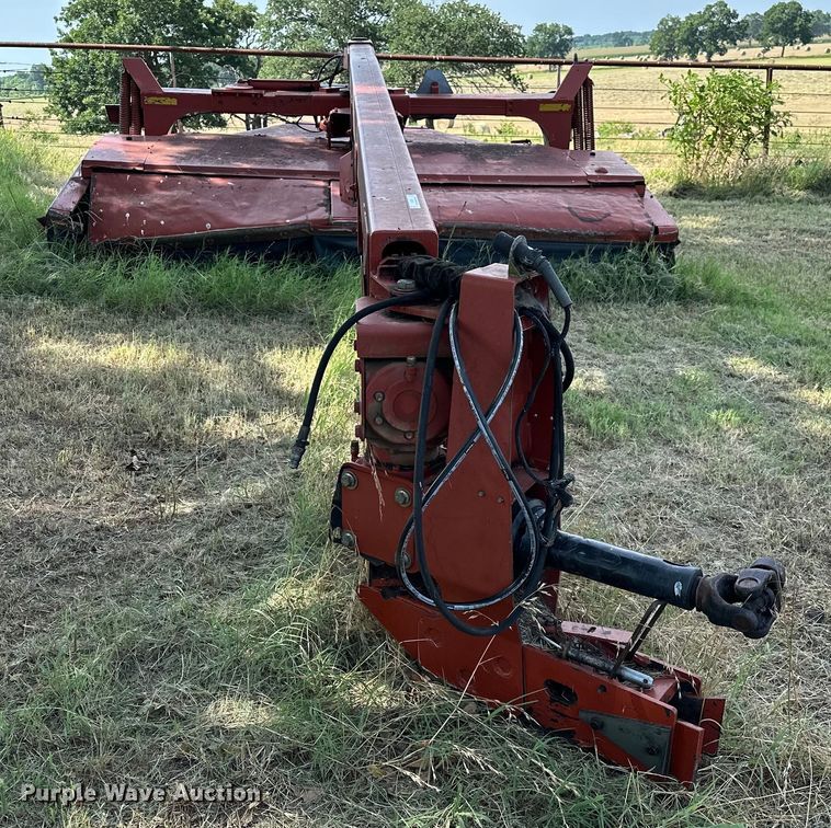 image for item EJ4399 Hesston 1345T swather / windrower