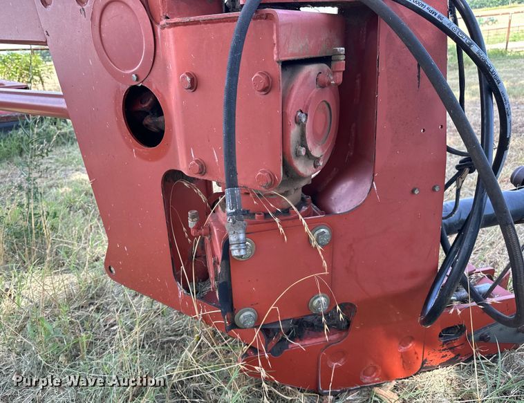 image for item EJ4399 Hesston 1345T swather / windrower