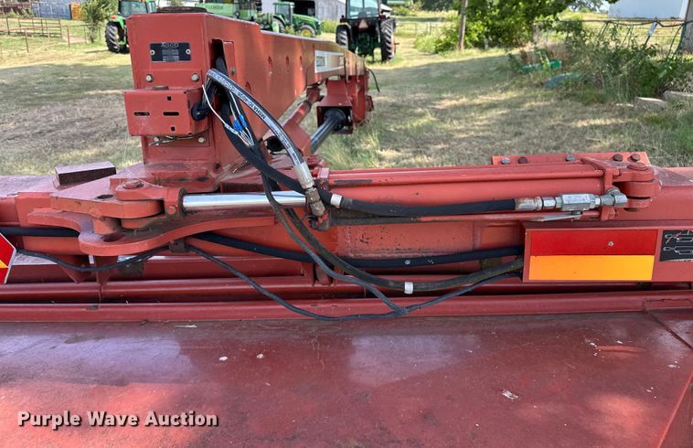 image for item EJ4399 Hesston 1345T swather / windrower