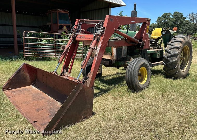 image for item EJ4400 John Deere 2840 tractor