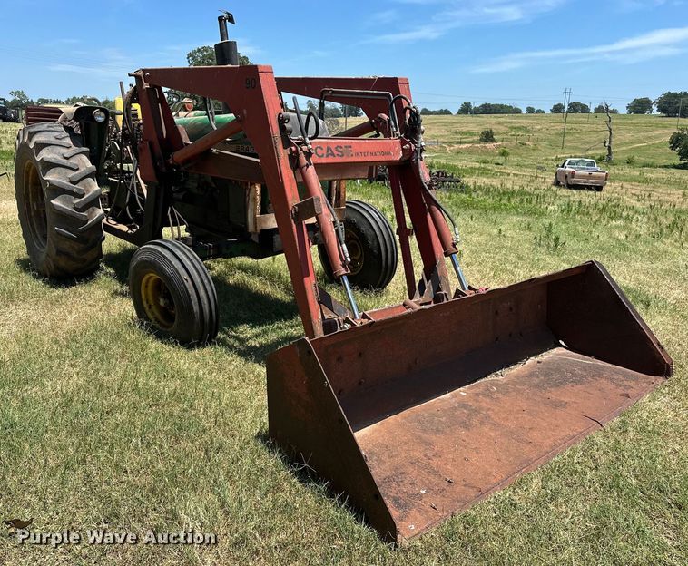 image for item EJ4400 John Deere 2840 tractor