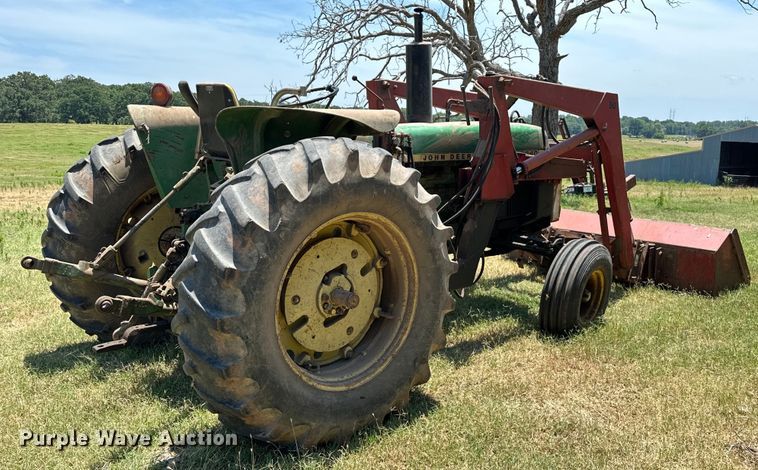 image for item EJ4400 John Deere 2840 tractor