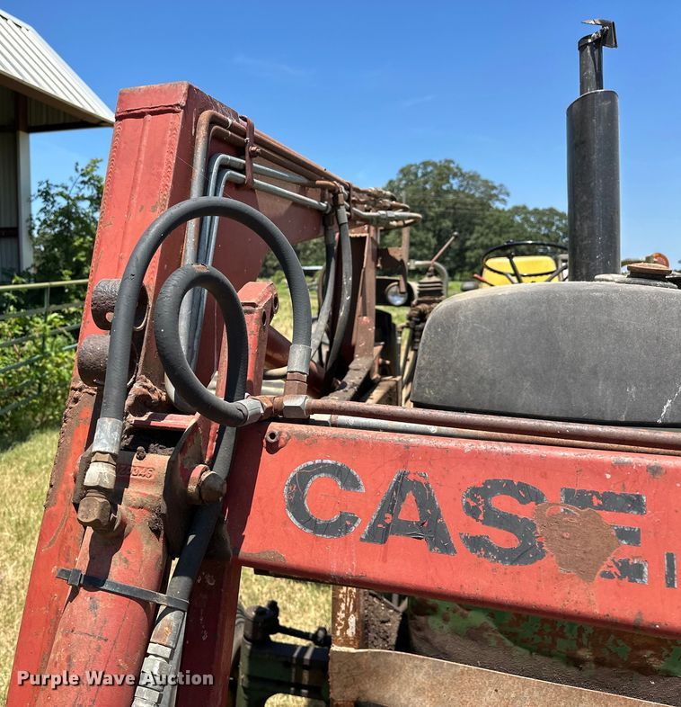 image for item EJ4400 John Deere 2840 tractor