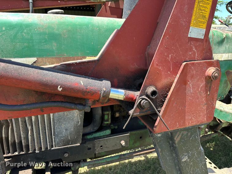 image for item EJ4400 John Deere 2840 tractor