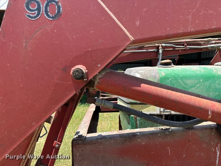 image for item EJ4400 John Deere 2840 tractor