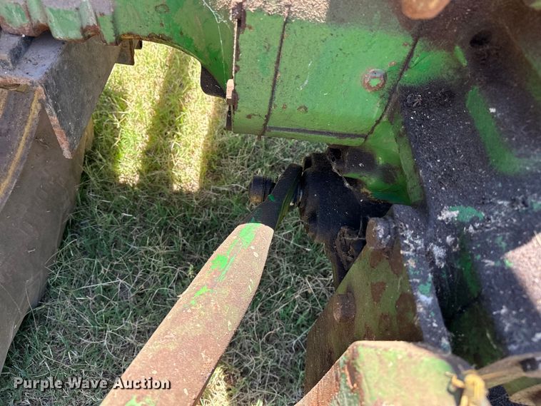 image for item EJ4400 John Deere 2840 tractor