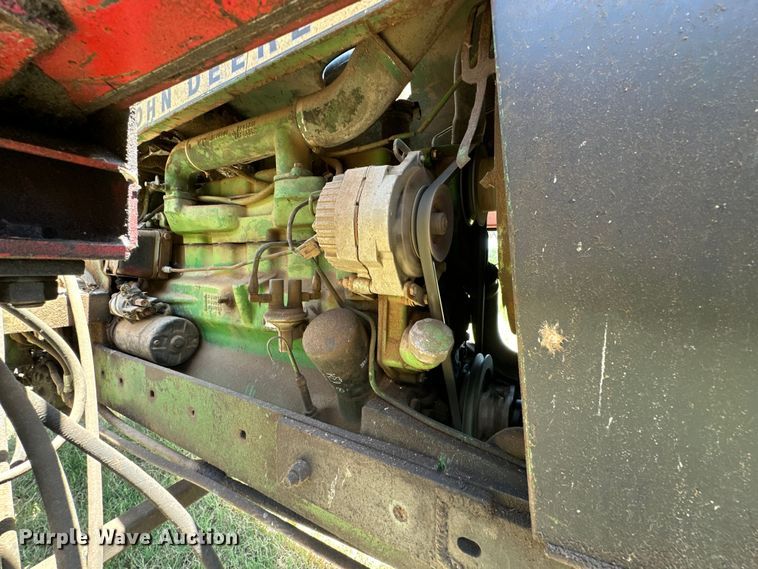 image for item EJ4400 John Deere 2840 tractor