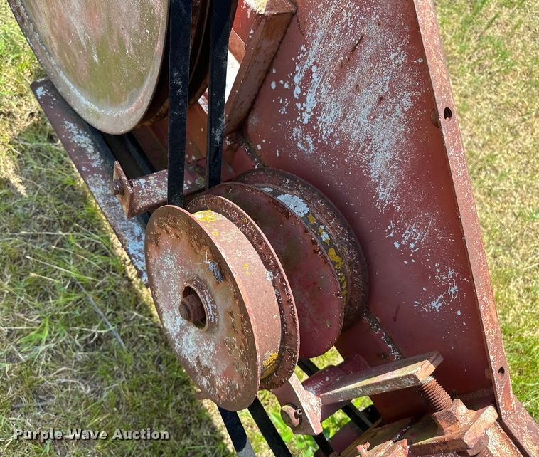 image for item EJ4406 Reese disc mower