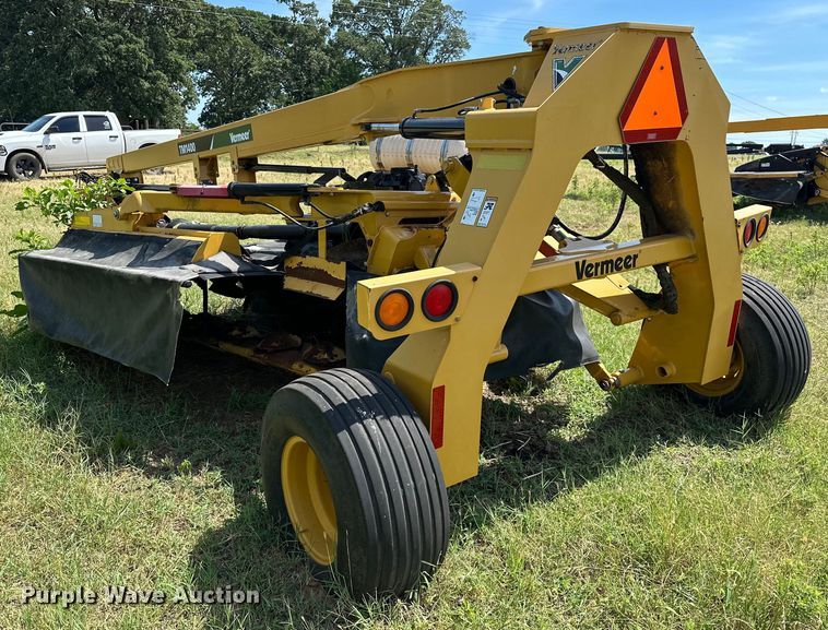 image for item EJ4409 2014 Vermeer  TM1400 disc mower