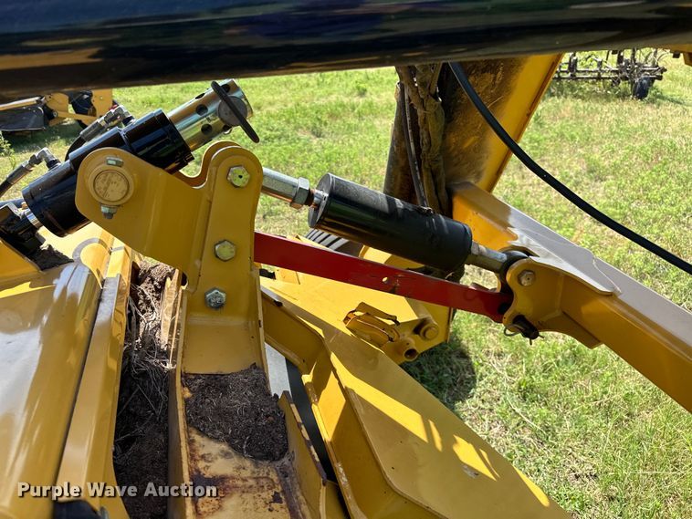 image for item EJ4409 2014 Vermeer  TM1400 disc mower