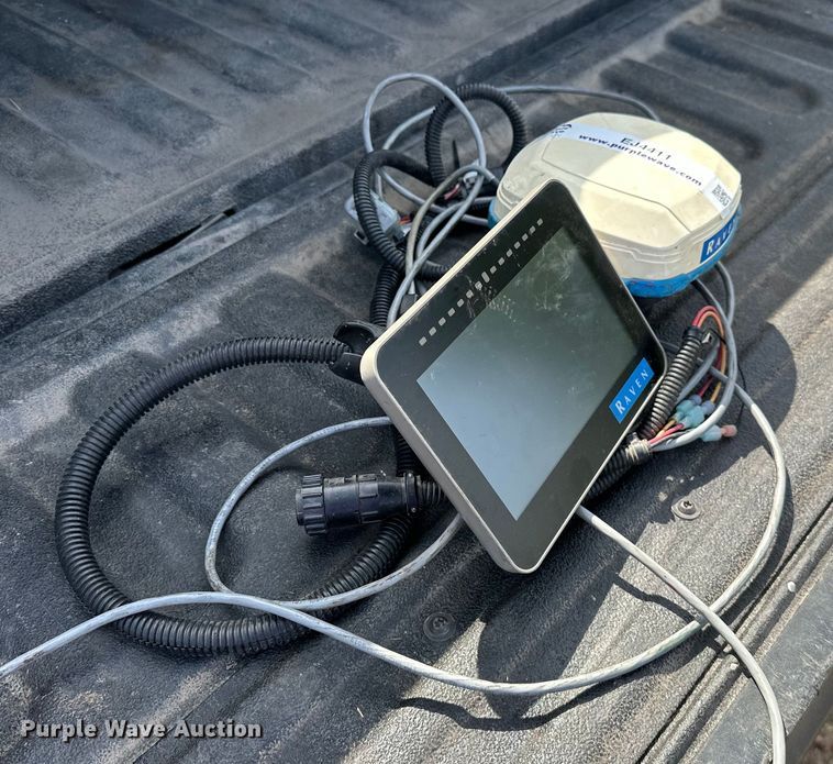 image for item EJ4411 Raven  GPS