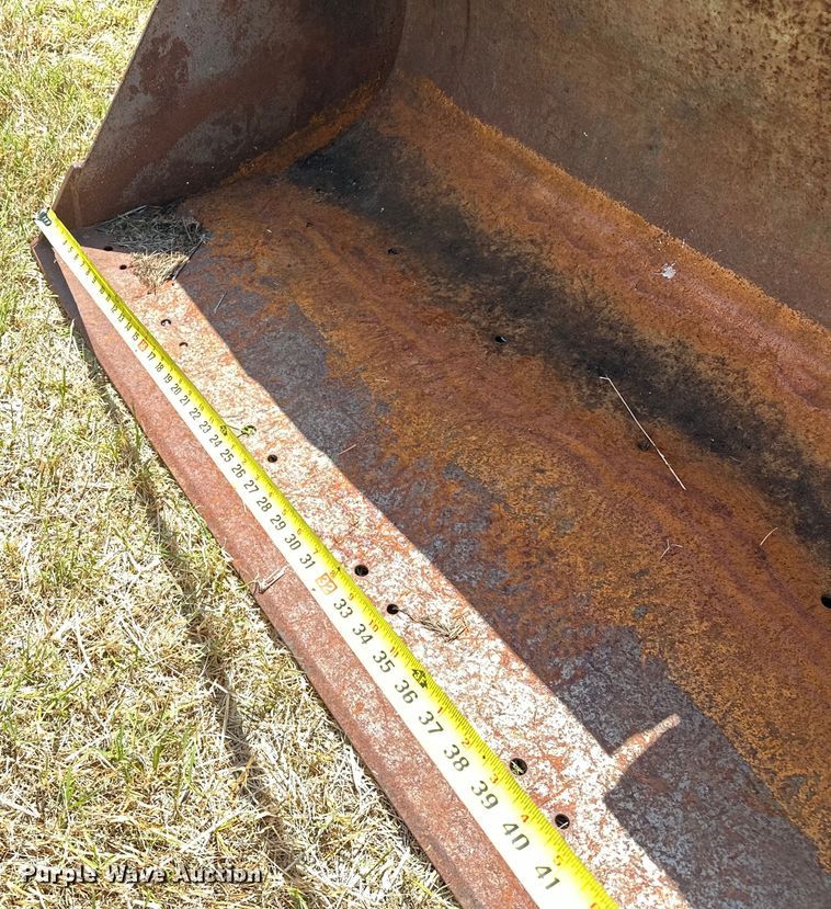 image for item EJ4413 1996 John Deere  5300 MFWD tractor