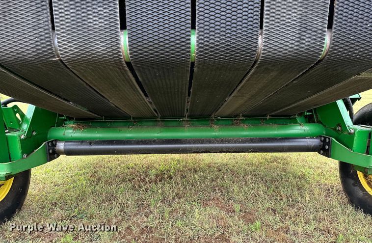 image for item EJ4416 John Deere  567 round baler