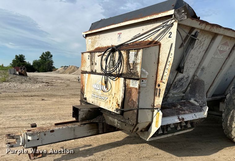 image for item EJ6341 Kuhn Knight  8141 ProTwin Slinger  manure spreader