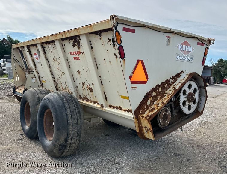 image for item EJ6342 Kuhn Knight  Slinger 8132 manure spreader