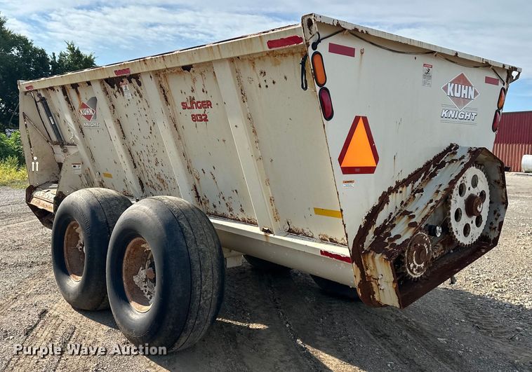 image for item EJ6343 Kuhn Knight  Slinger 8132 manure spreader