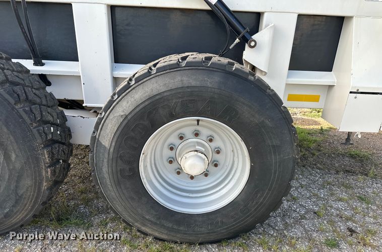 image for item EJ6344 Kuhn Knight  2054 ProPush manure spreader