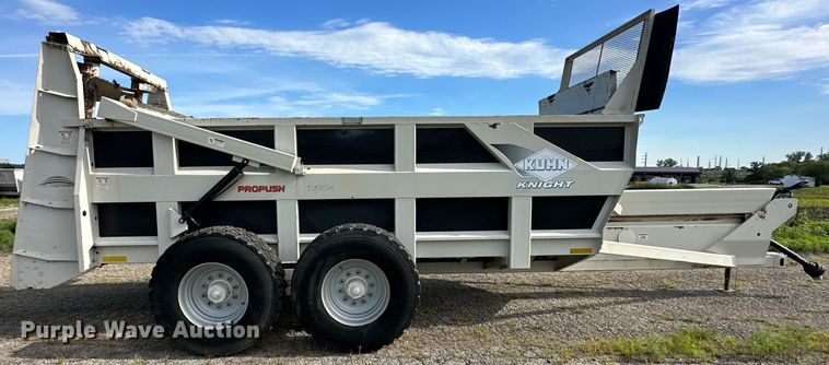 image for item EJ6345 Kuhn Knight  2054 ProPush manure spreader