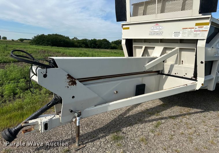 image for item EJ6345 Kuhn Knight  2054 ProPush manure spreader