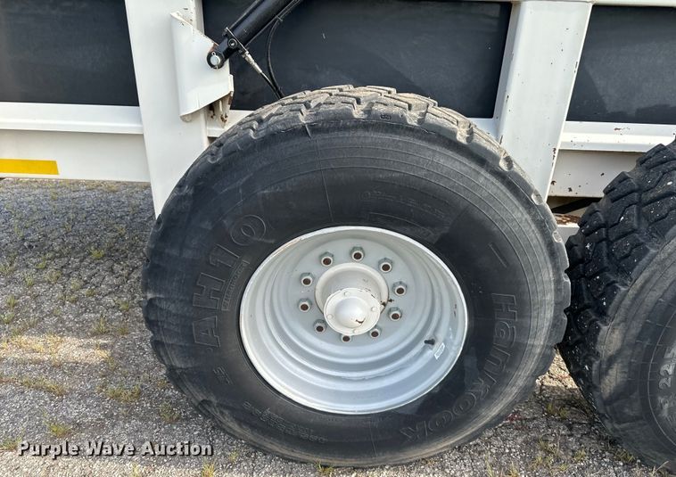 image for item EJ6345 Kuhn Knight  2054 ProPush manure spreader