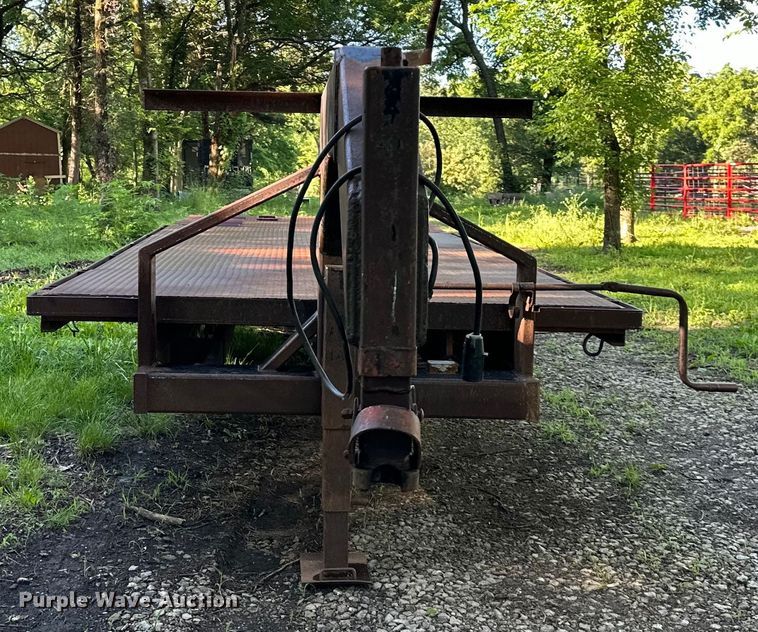 image for item EJ6856 1981 Kiefer B-CFG  Equipment trailer