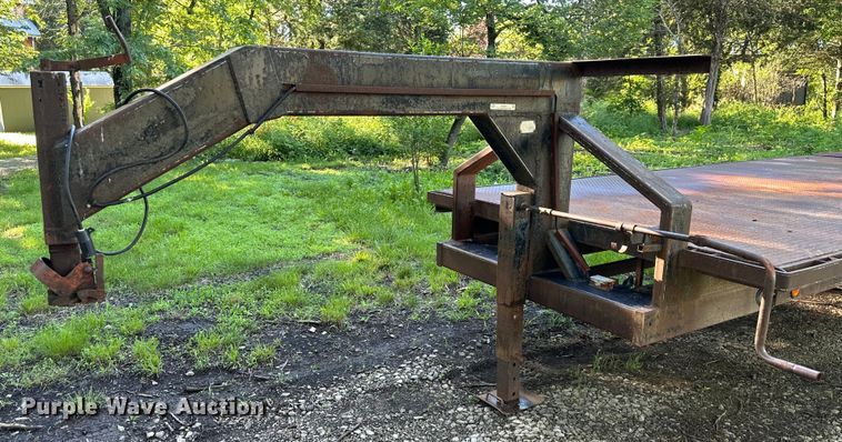 image for item EJ6856 1981 Kiefer B-CFG  Equipment trailer