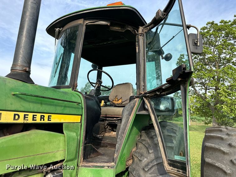 image for item EJ6978 1977 John Deere  4630 tractor