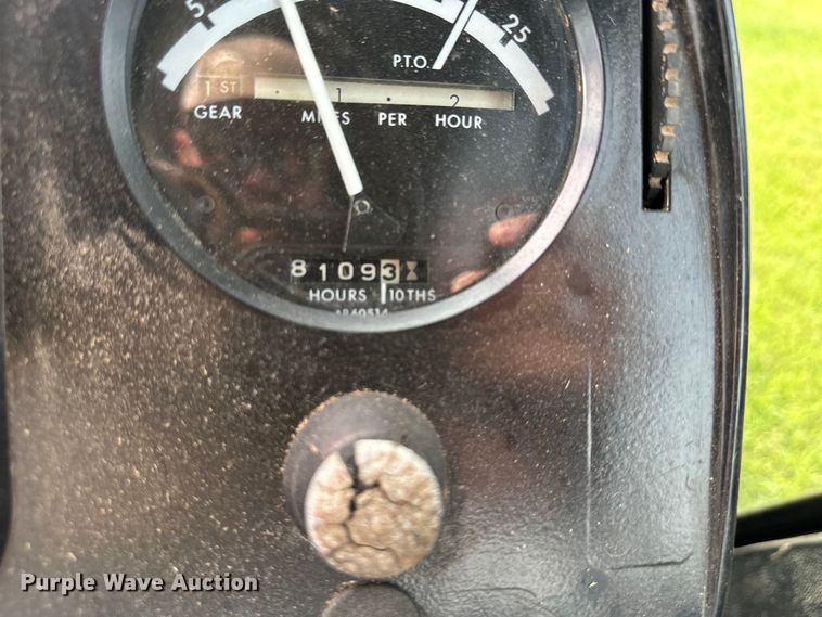 image for item EJ6978 1977 John Deere  4630 tractor