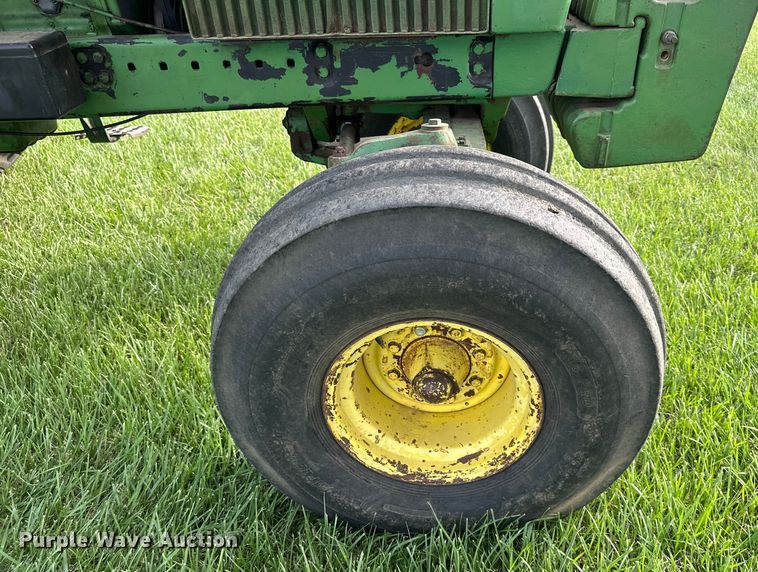 image for item EJ6978 1977 John Deere  4630 tractor