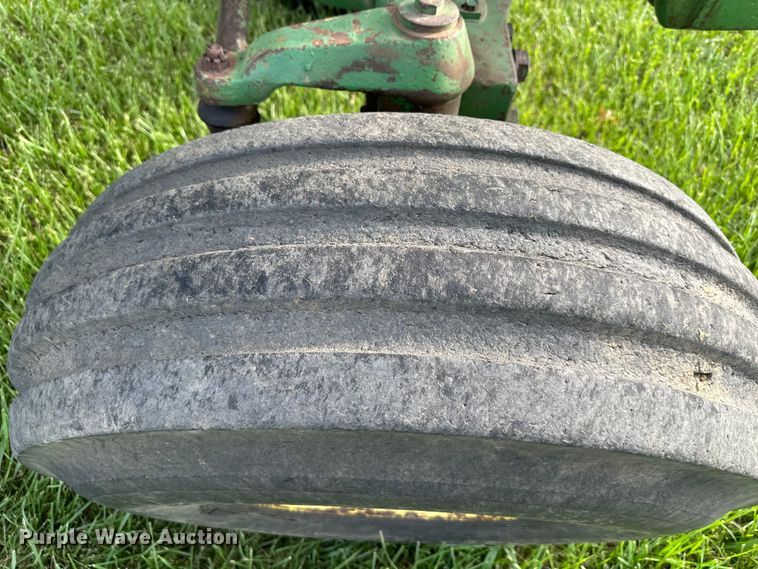 image for item EJ6978 1977 John Deere  4630 tractor