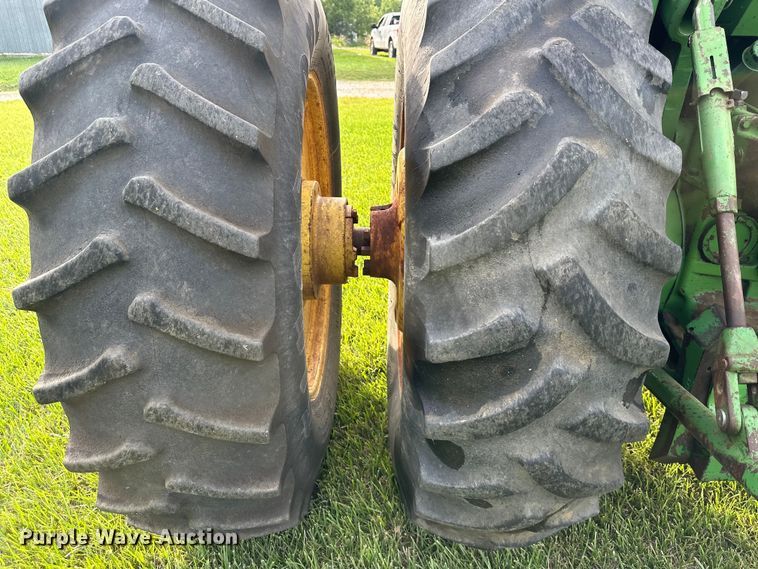 image for item EJ6978 1977 John Deere  4630 tractor