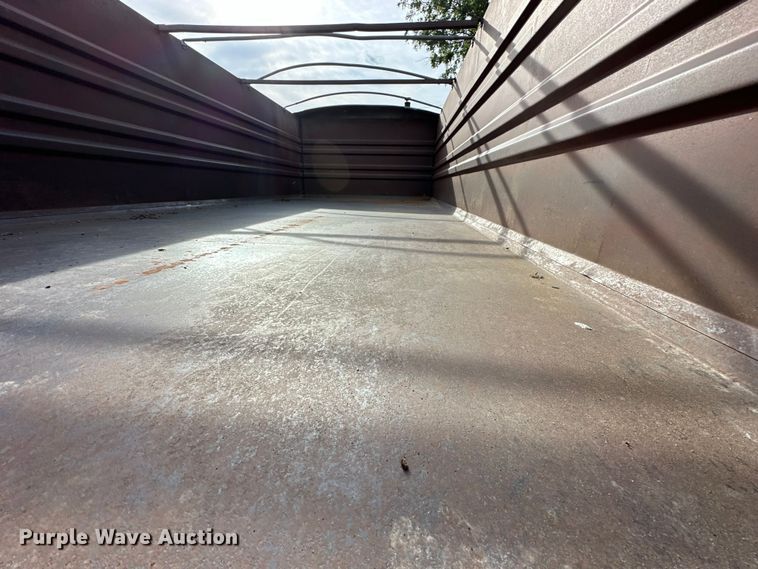 image for item EJ6979 1974 Mack grain truck