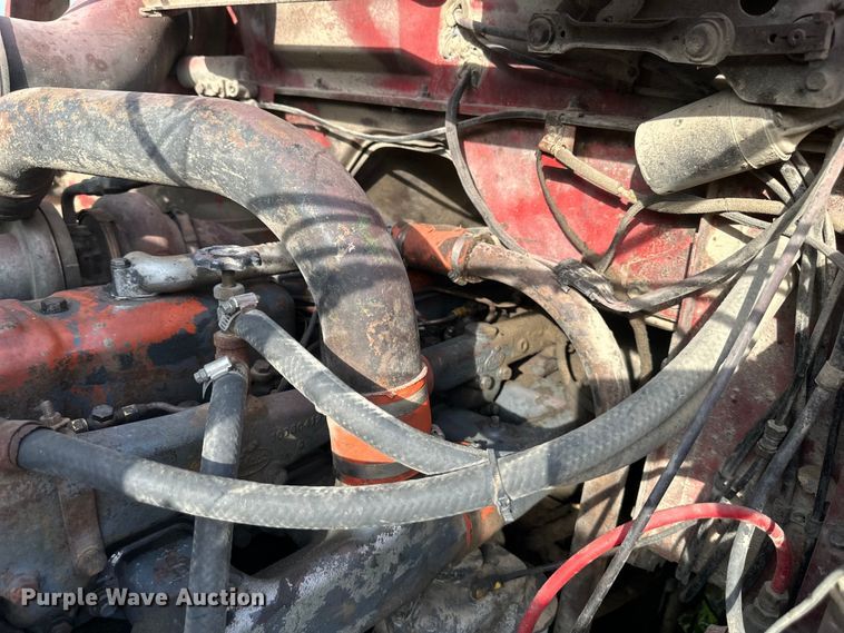 image for item EJ6979 1974 Mack grain truck