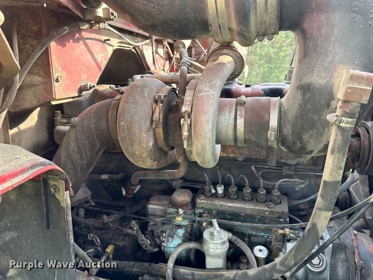 image for item EJ6979 1974 Mack grain truck