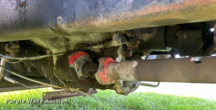 image for item EJ6979 1974 Mack grain truck