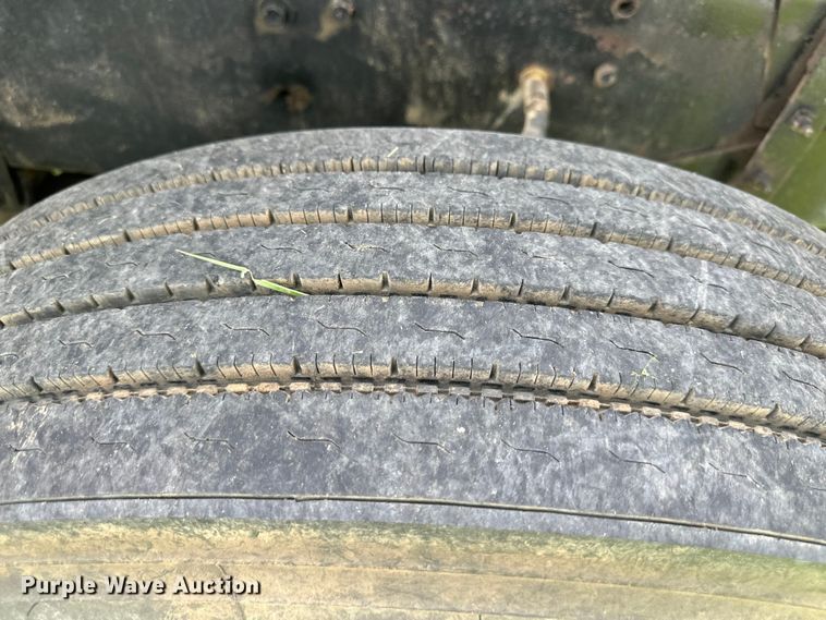 image for item EJ6979 1974 Mack grain truck