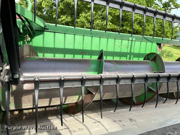 image for item EJ6980 John Deere  920F flex head